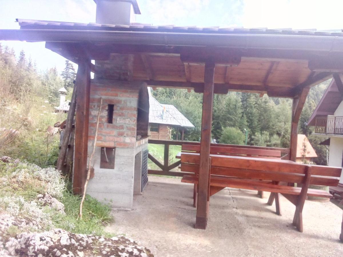 Planinska Kuca Dusan Mitrovac Exterior foto