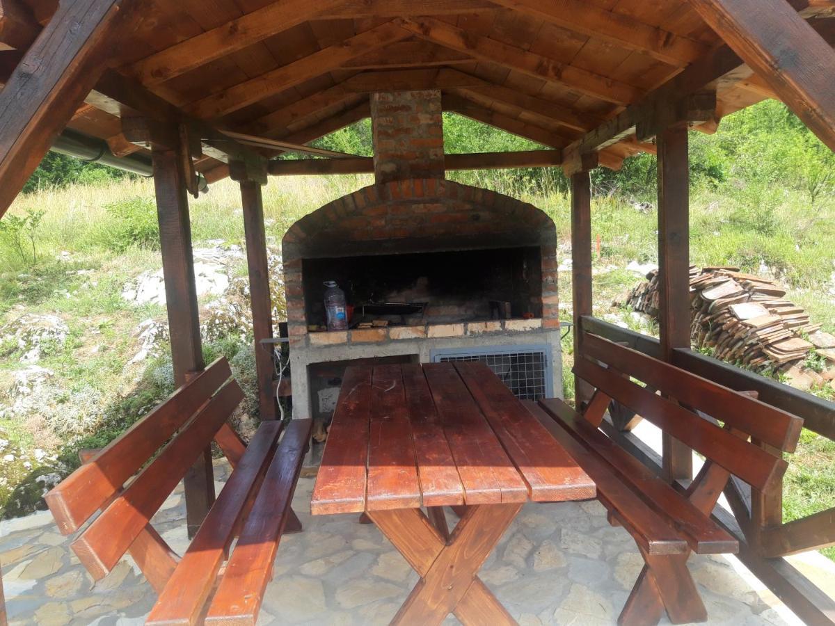Planinska Kuca Dusan Mitrovac Exterior foto